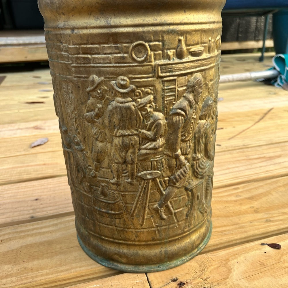 Vintage brass Embossed trash can /umbrella stand